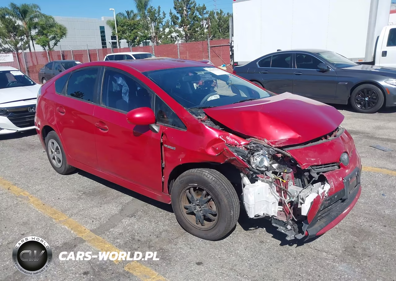 2014 Toyota Prius Two – zdjęcie 1 z 17