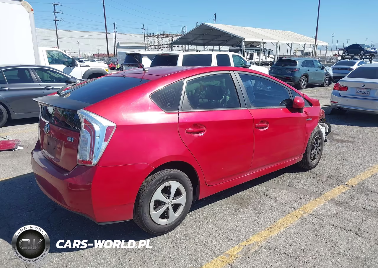 2014 Toyota Prius Two VIN:JTDKN3DU9E1790764 - 4