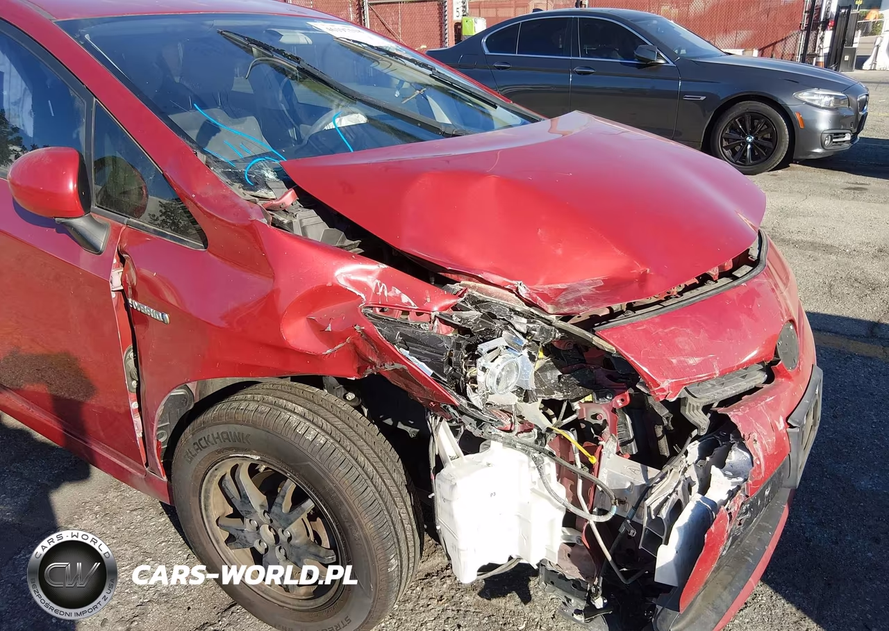 2014 Toyota Prius Two VIN:JTDKN3DU9E1790764 - 6