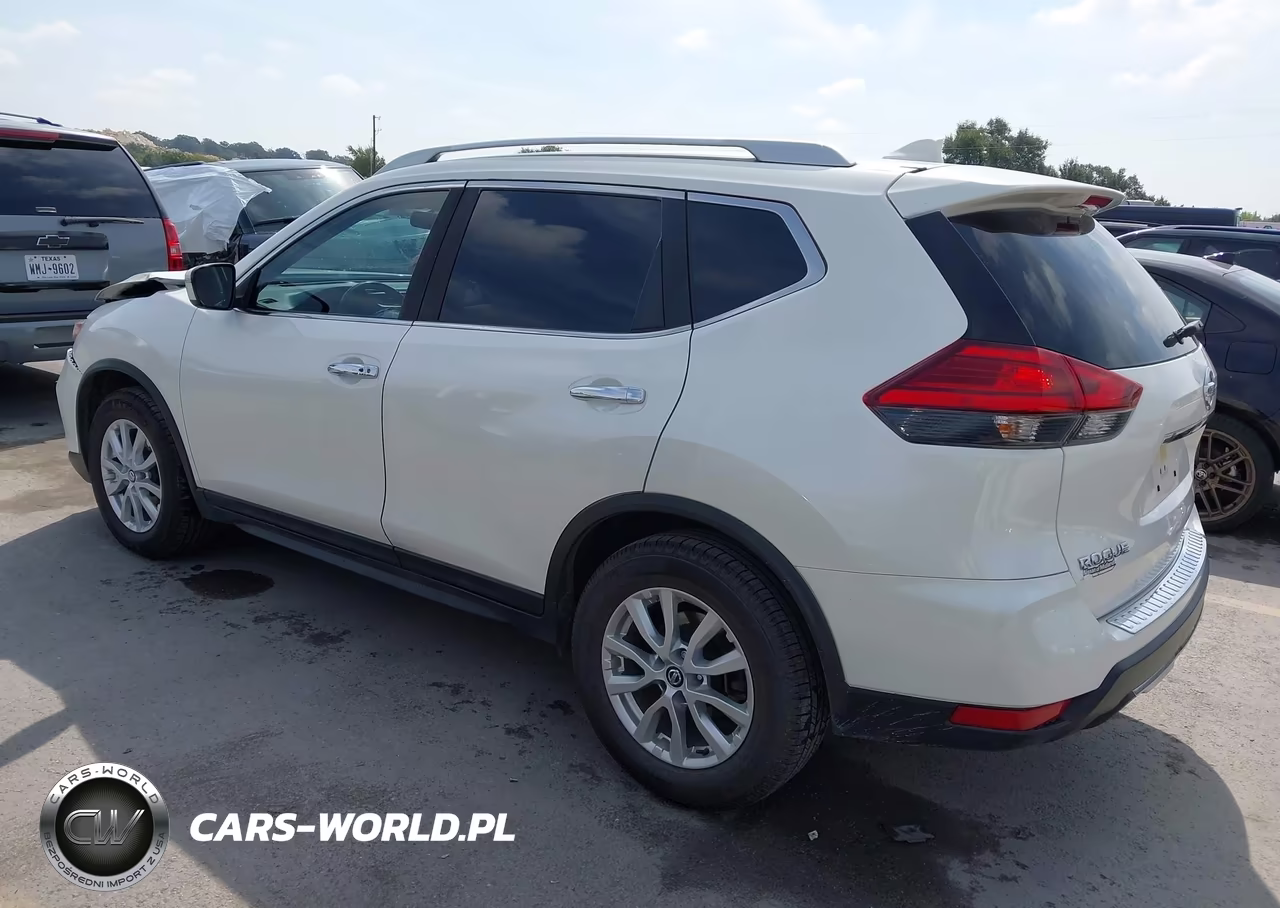 2017 Nissan Rogue Sv VIN:JN8AT2MT2HW131312 - 3