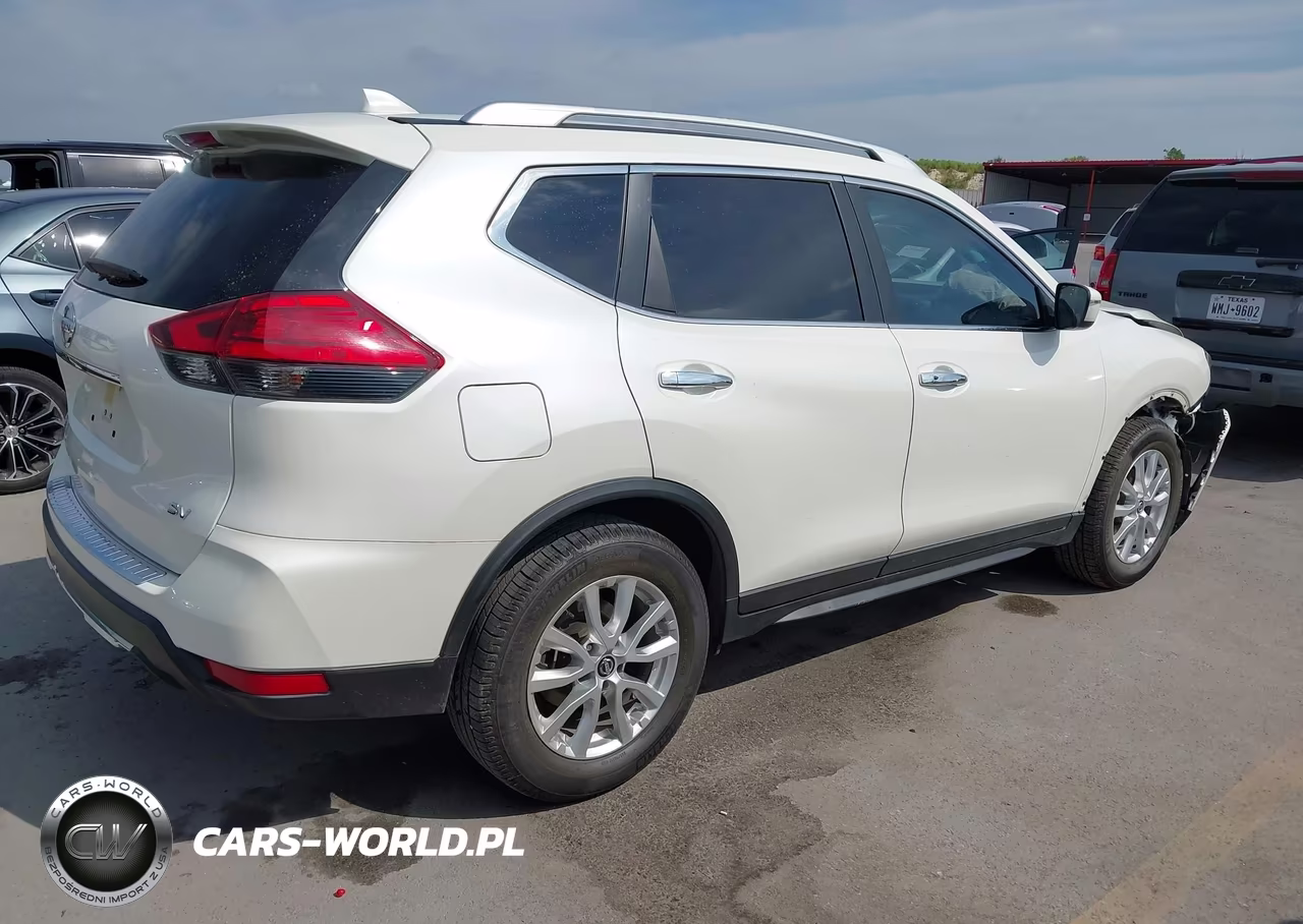 2017 Nissan Rogue Sv VIN:JN8AT2MT2HW131312 - 4