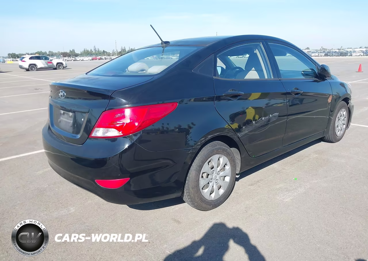 2016 Hyundai Accent Se VIN:KMHCT4AE6GU952683 - 4