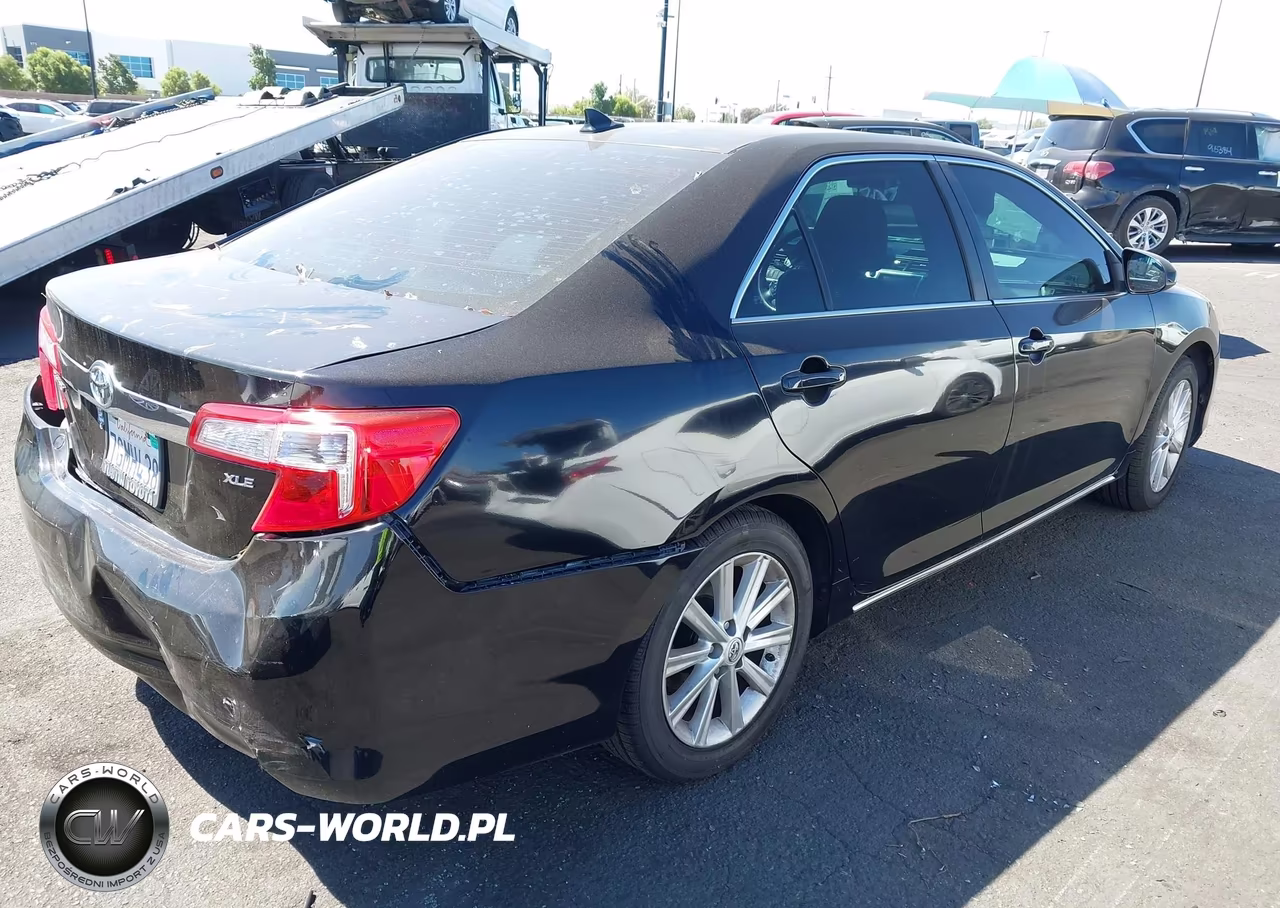 2013 Toyota Camry Xle V6 VIN:4T1BK1FK1DU536323 - 4