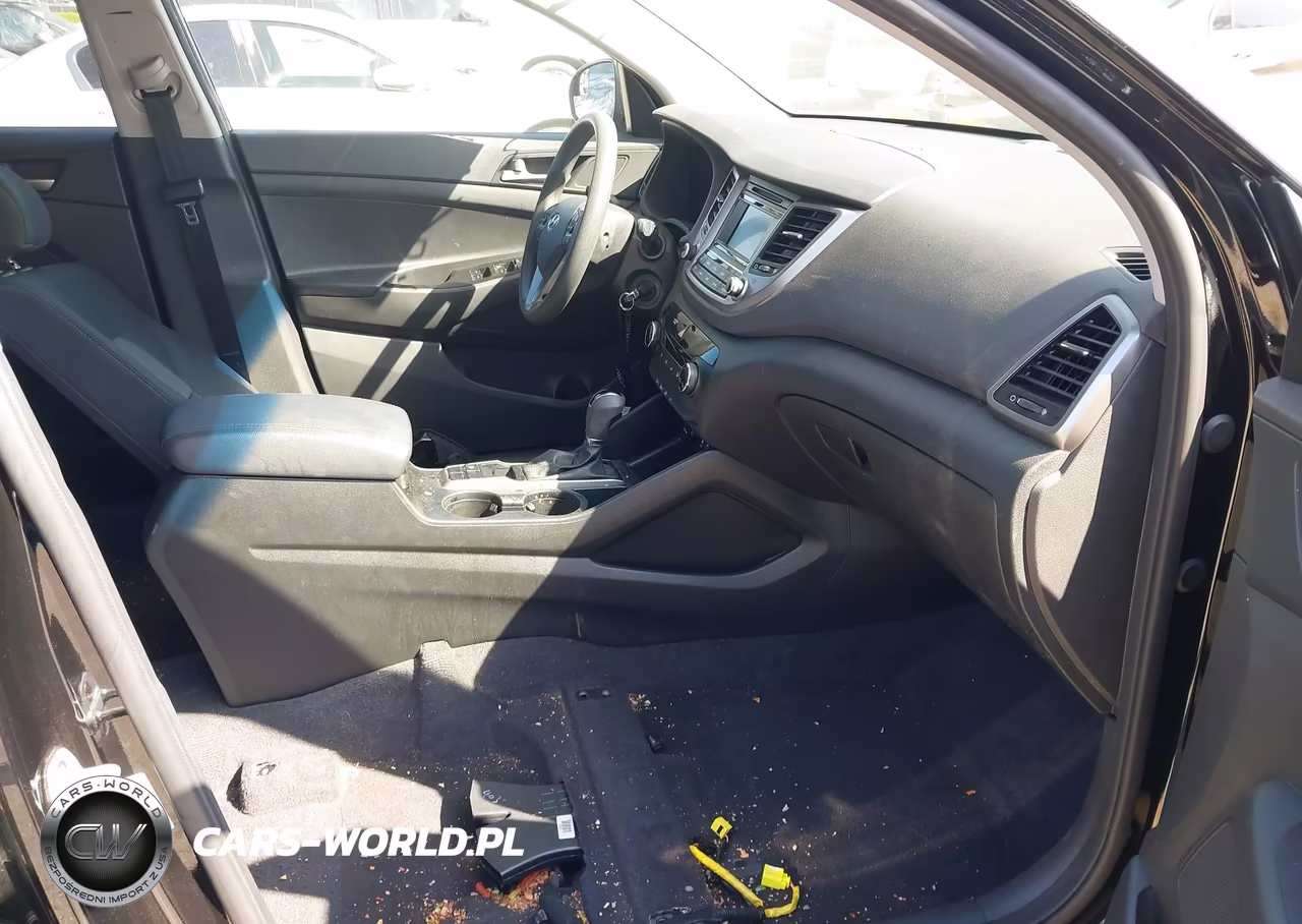 2018 Hyundai Tucson Se VIN:KM8J23A42JU817056 - 5