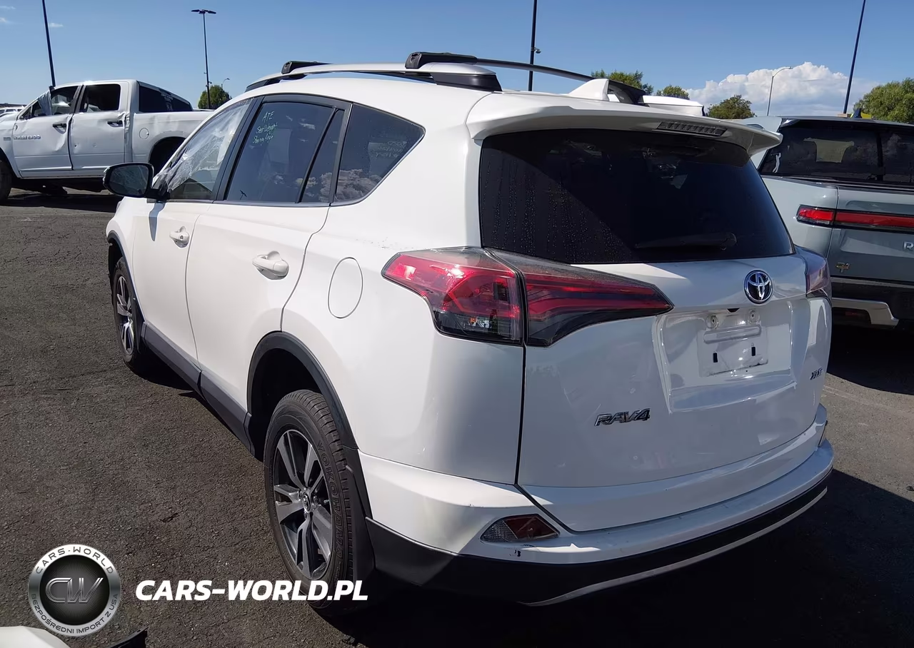 2018 Toyota Rav4 Xle VIN:JTMWFREV1JJ742999 - 15