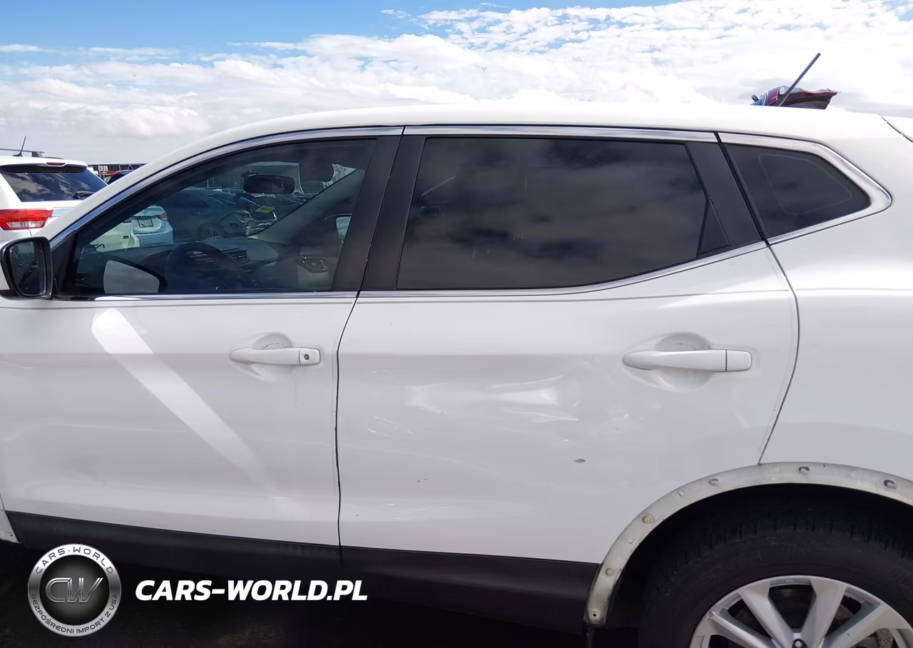 2018 Nissan Rogue Sport S VIN:JN1BJ1CP6JW159451 - 15