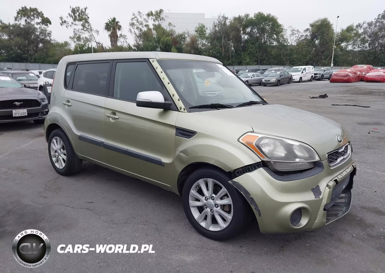 2013 Kia Soul +