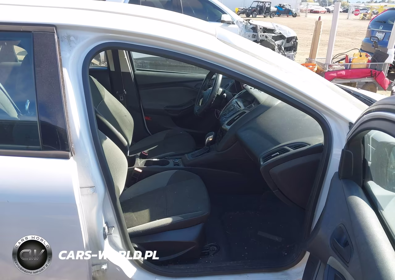 2012 Ford Focus S VIN:1FAHP3E27CL302629 - 5