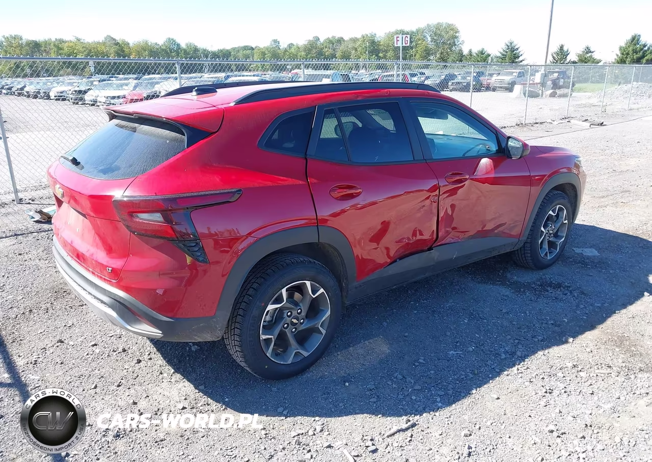 2026 Chevrolet Trax Fwd Lt VIN:KL77LHEP4TC050121 - 4