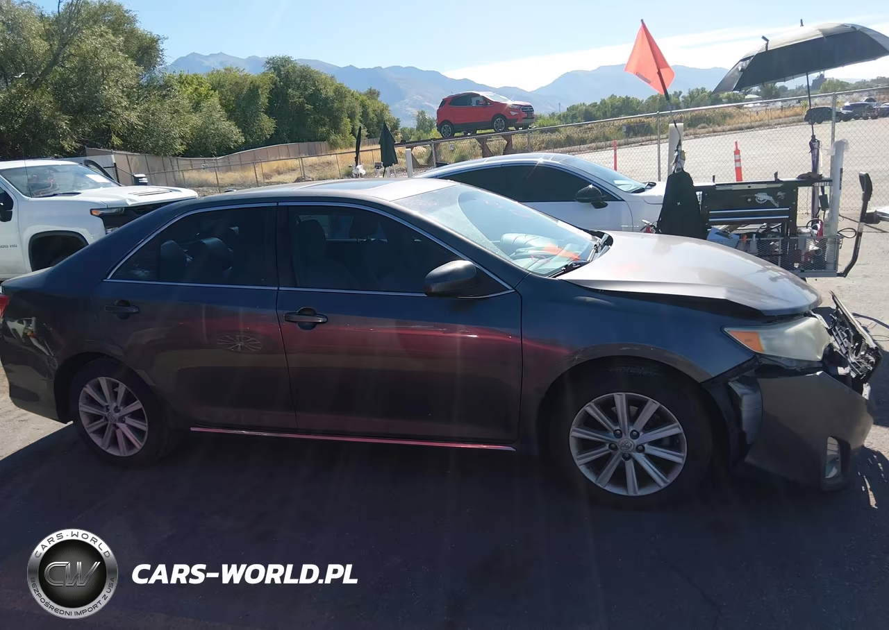 2014 Toyota Camry Xle V6 VIN:4T1BK1FK2EU545369 - 13