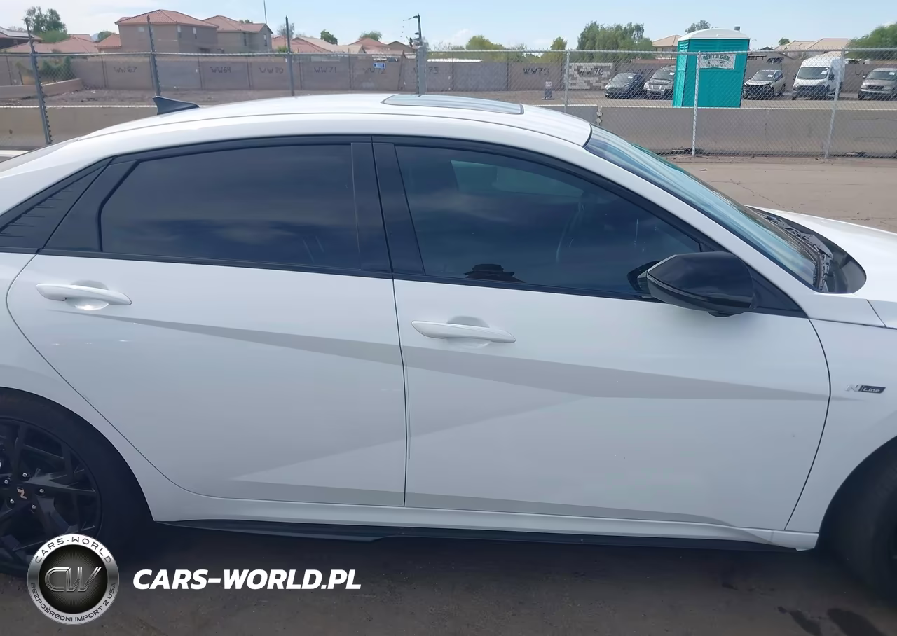 2025 Hyundai Elantra N Line VIN:KMHLR4DF3SU015429 - 13