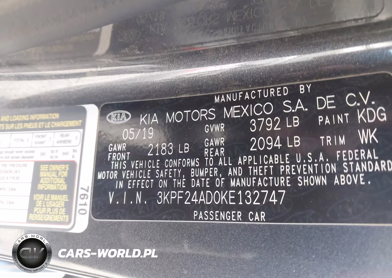 2019 Kia Forte Lxs VIN:3KPF24AD0KE132747 - 9