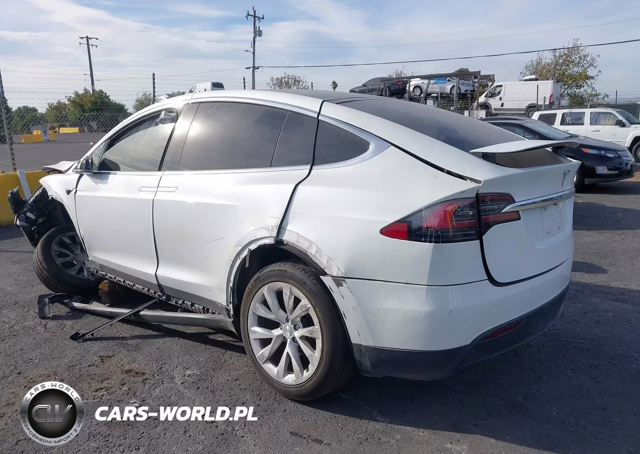 2020 Tesla Modelo X Long Range Dual Motor All-Wheel Drive-Long Range Plus Dual Motor All-Wheel Drive VIN:5YJXCBE27LF283742 - 3