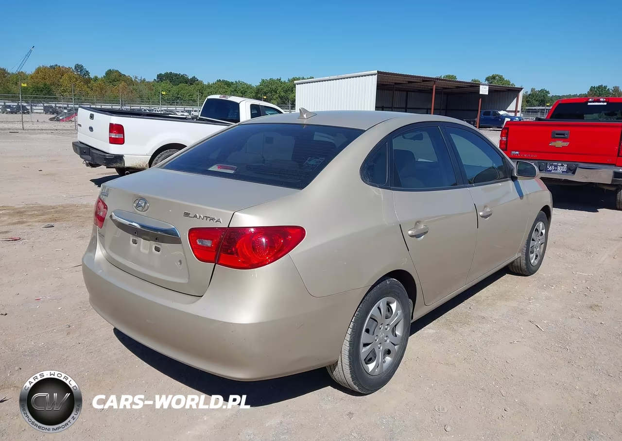 2010 Hyundai Elantra Gls VIN:KMHDU4AD3AU970610 - 4
