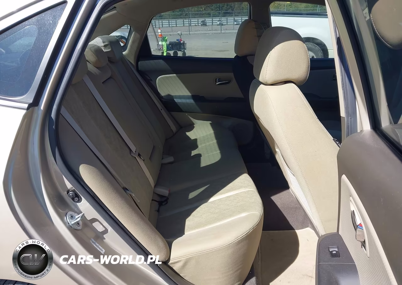 2010 Hyundai Elantra Gls VIN:KMHDU4AD3AU970610 - 8