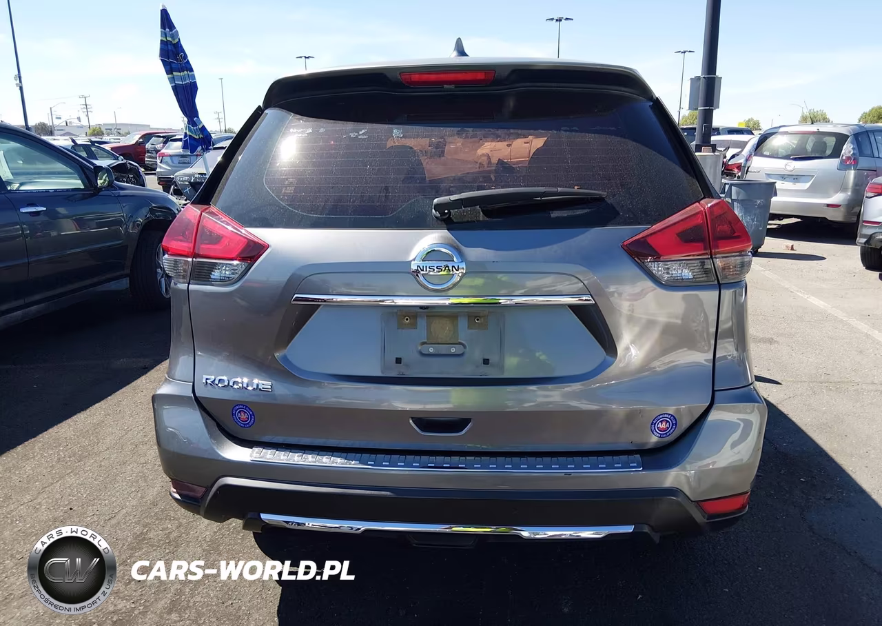 2018 Nissan Rogue S VIN:JN8AT2MT3JW459148 - 17