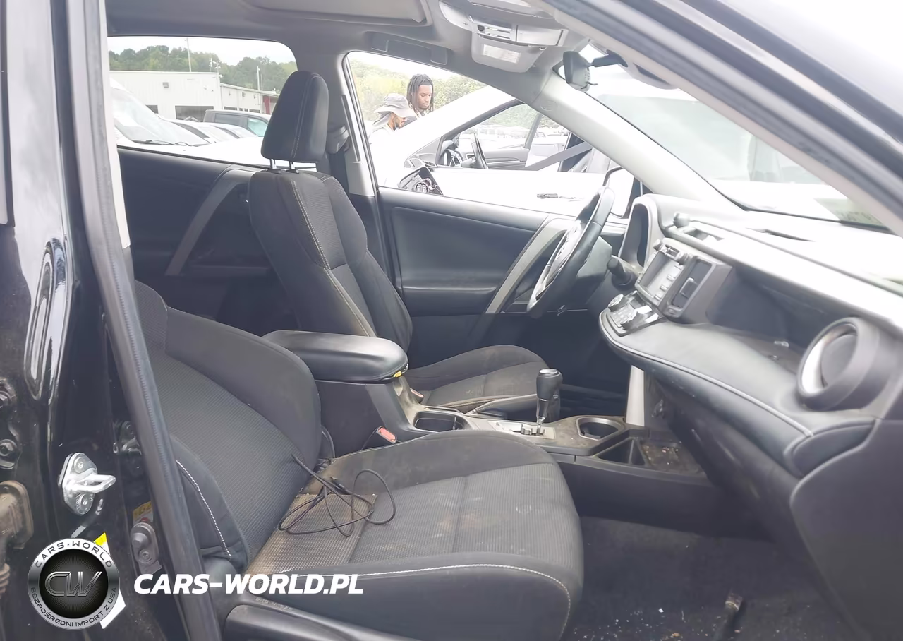 2018 Toyota Rav4 Xle VIN:2T3WFREV5JW424109 - 5