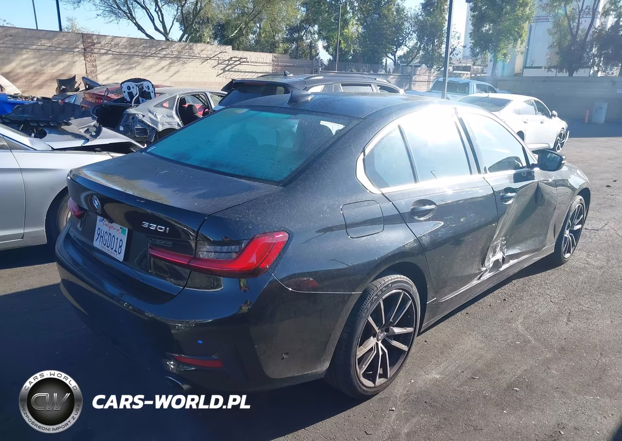 2019 BMW 330I VIN:WBA5R1C56KAJ99932 - 4