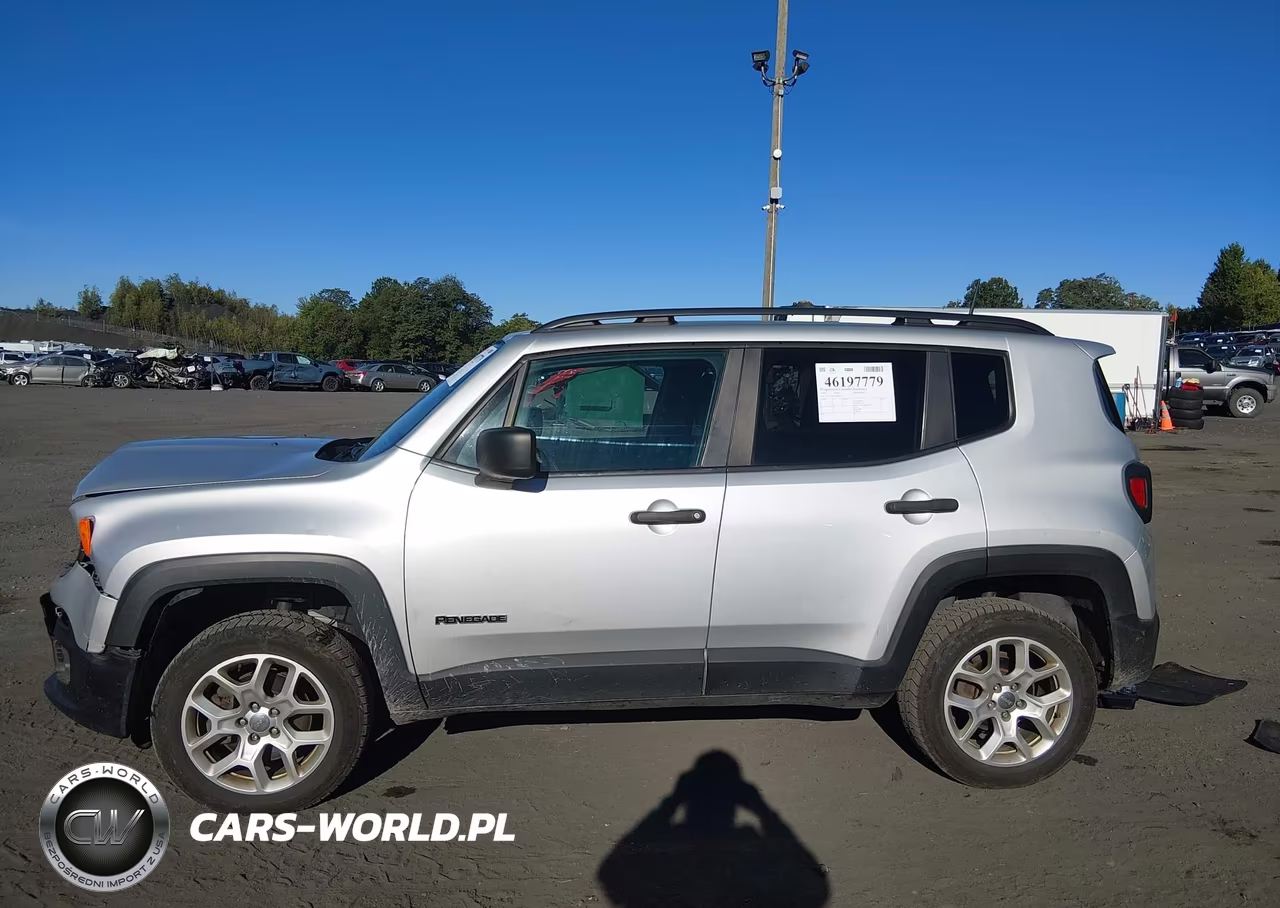 2018 Jeep Renegade Sport 4X4 VIN:ZACCJBAB6JPJ41427 - 14