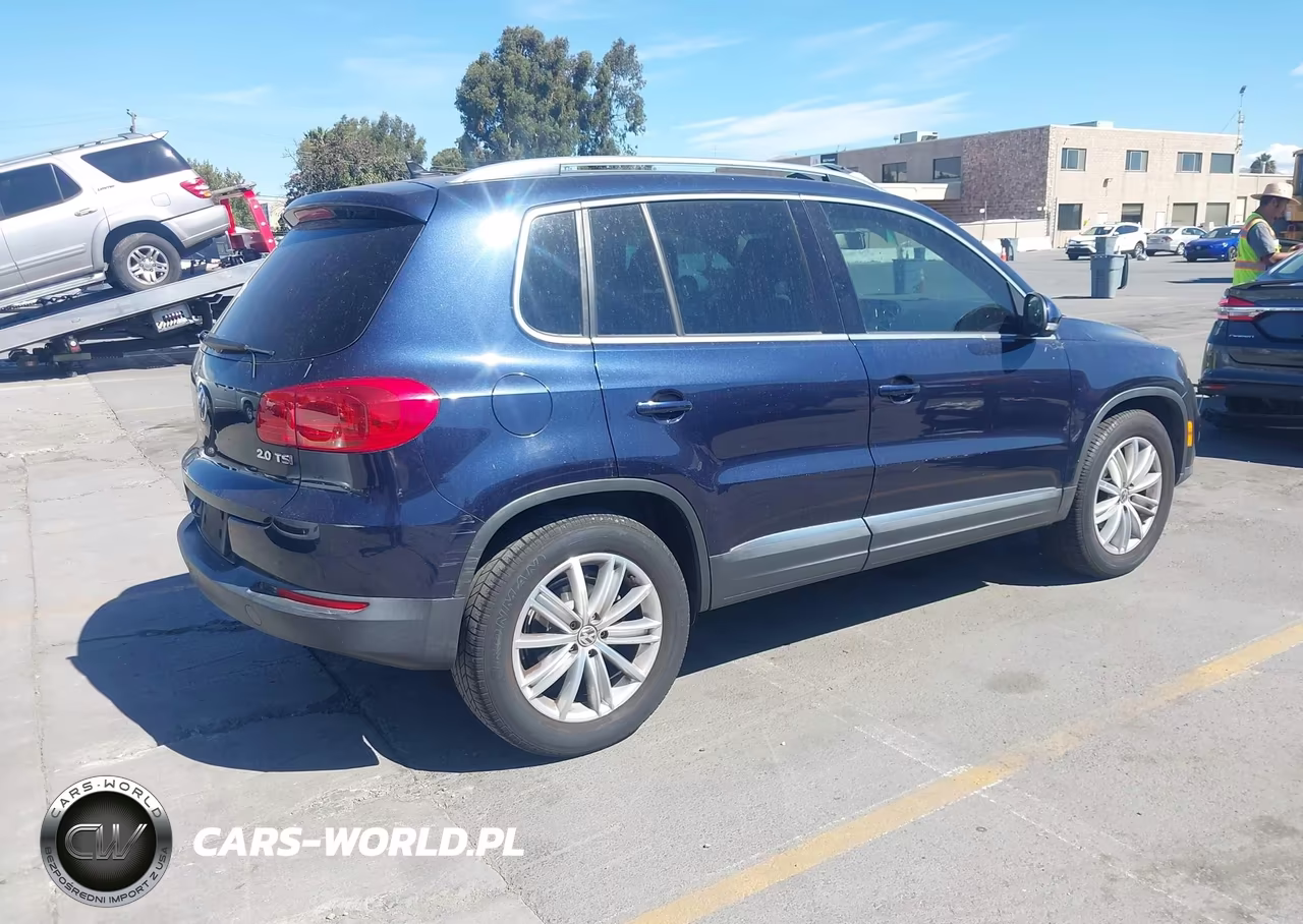 2013 Volkswagen Tiguan Se VIN:WVGAV3AX0DW066890 - 4