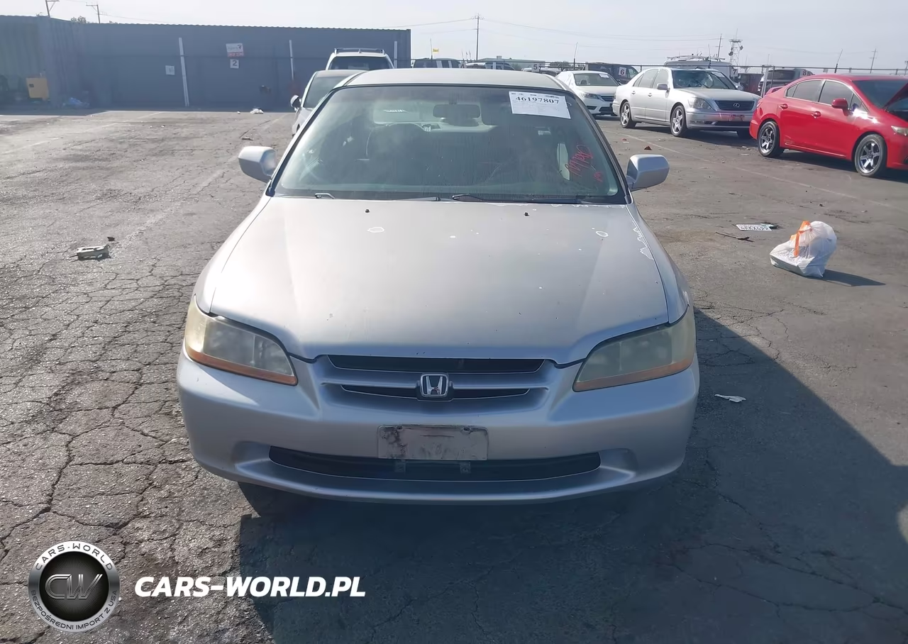 1999 Honda Accord Sdn Lx VIN:JHMCG6650XC018861 - 11