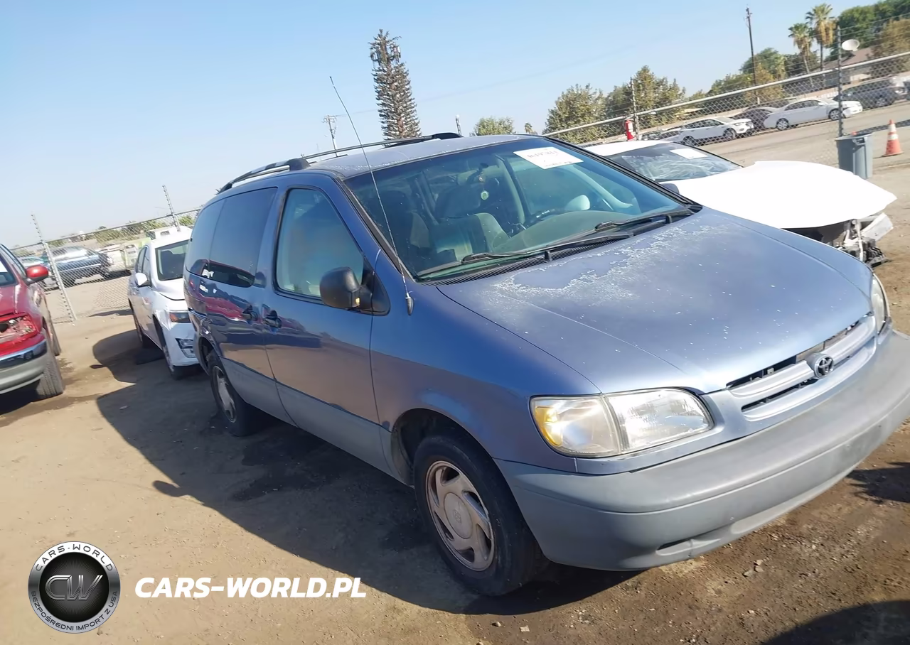 1998 Toyota Sienna Le