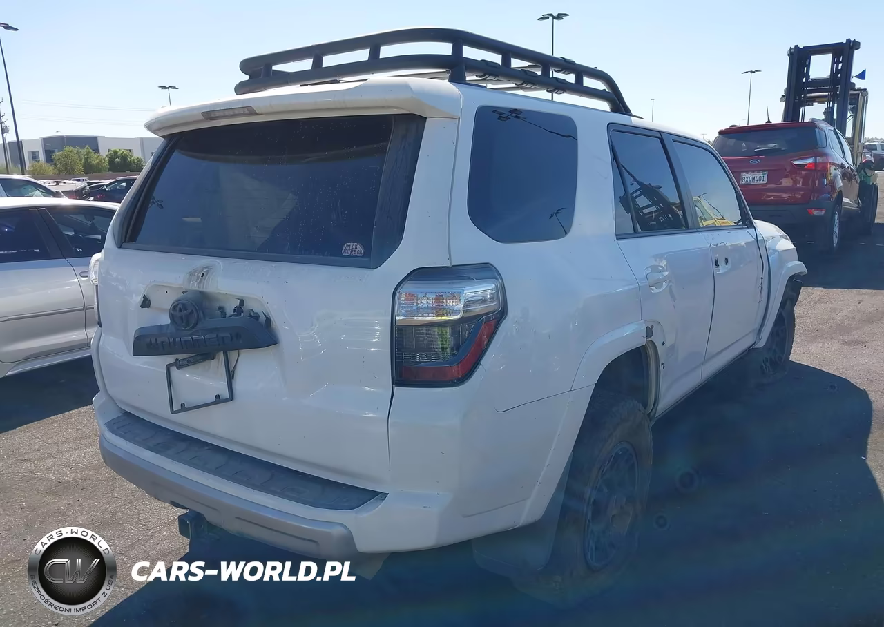 2014 Toyota 4Runner Trail Premium VIN:JTEBU5JR9E5151917 - 4