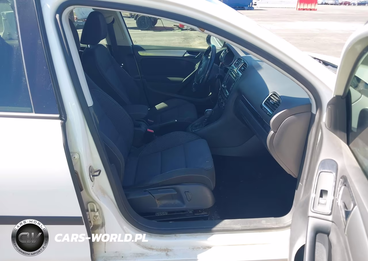 2012 Volkswagen Golf Tdi 4-Door VIN:WVWDM7AJ2CW190200 - 5