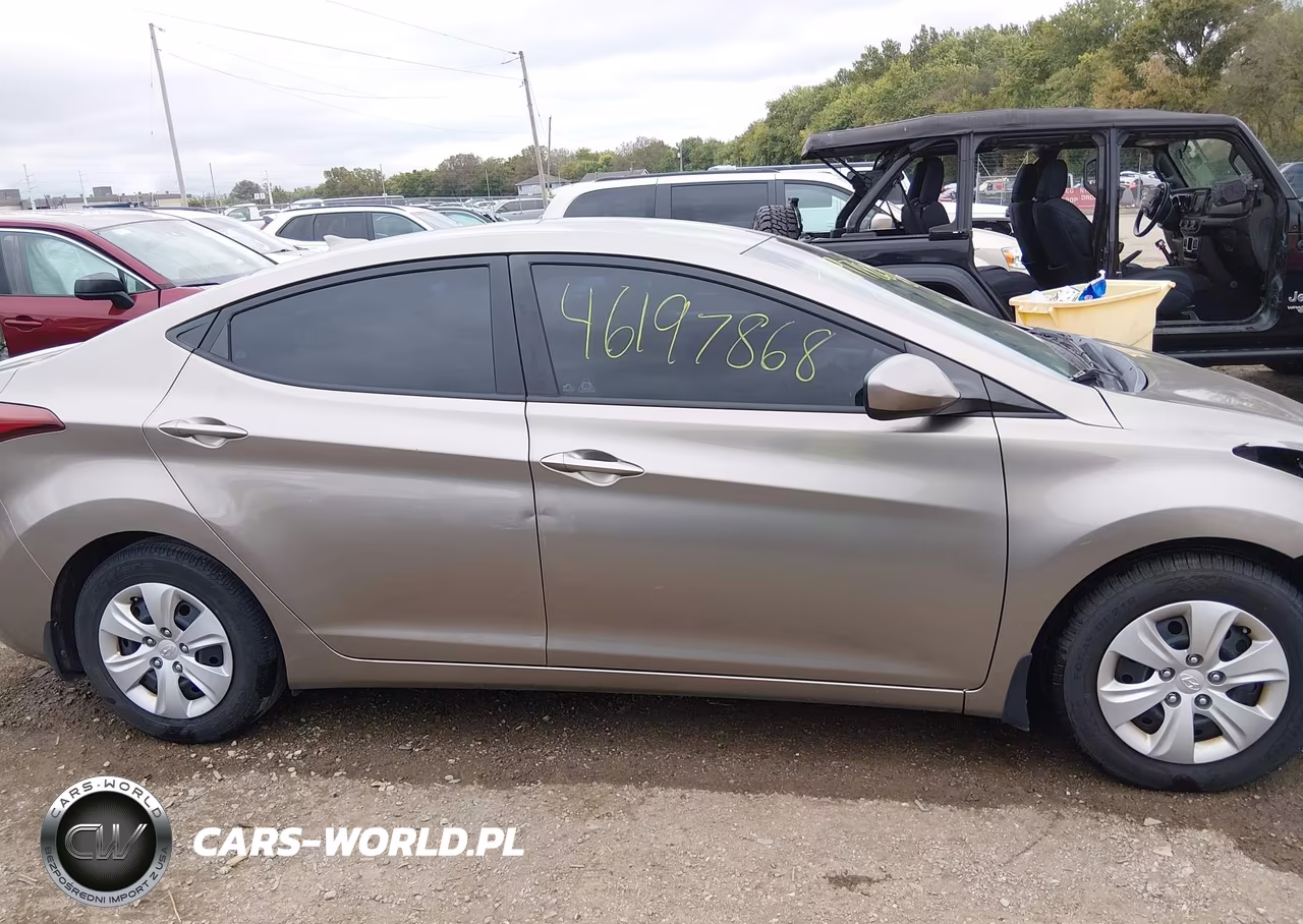 2016 Hyundai Elantra Se VIN:5NPDH4AEXGH795437 - 13
