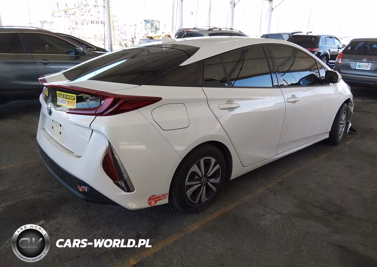 2017 Toyota Prius Prime Premium VIN:JTDKARFP3H3040503 - 4
