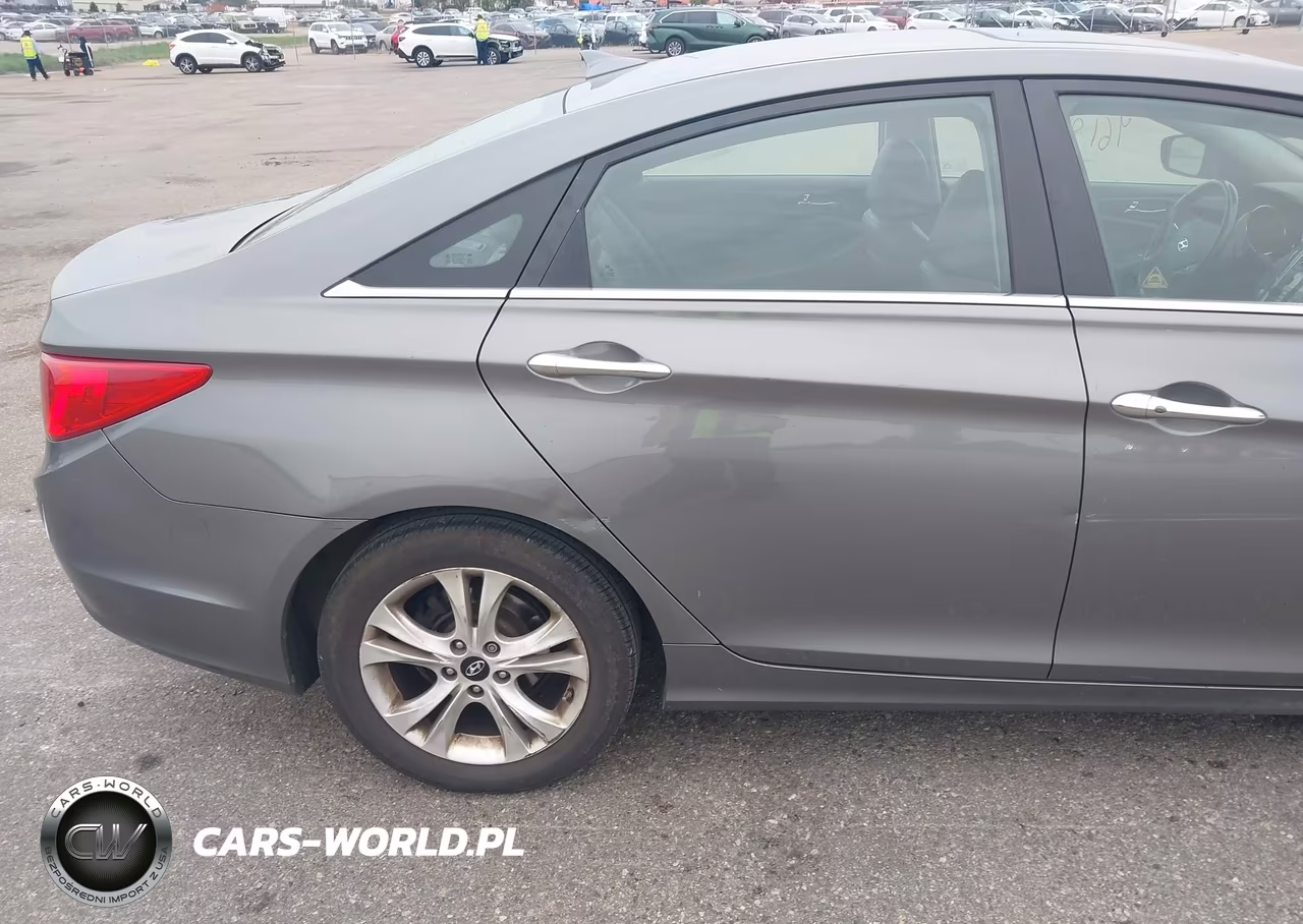 2013 Hyundai Sonata Limited VIN:5NPEC4AC2DH631774 - 16
