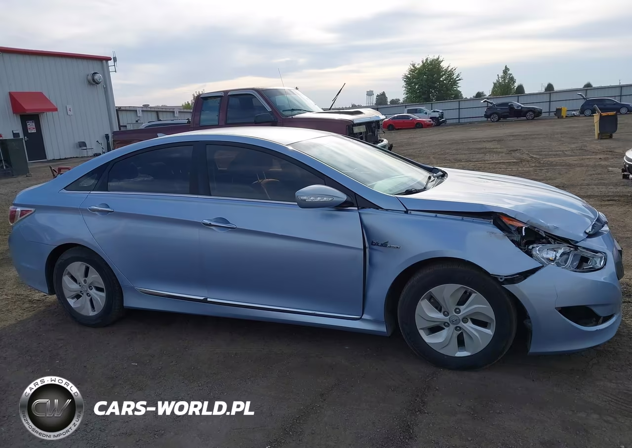 2013 Hyundai Sonata Hybrid VIN:KMHEC4A48DA086983 - 13