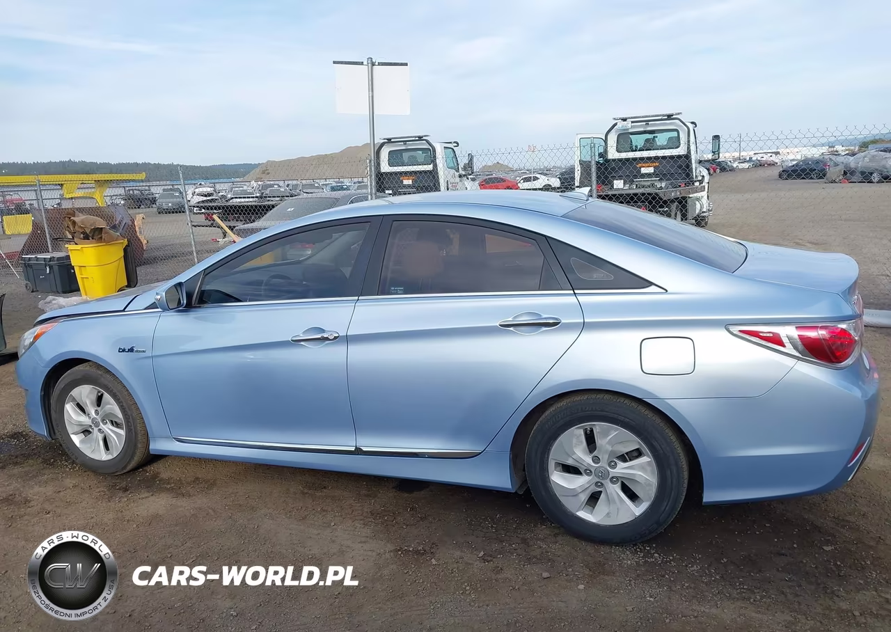 2013 Hyundai Sonata Hybrid VIN:KMHEC4A48DA086983 - 14