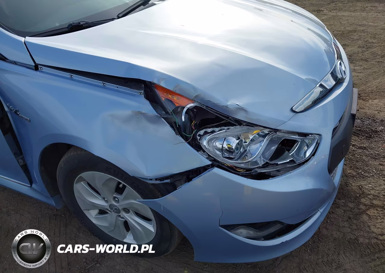2013 Hyundai Sonata Hybrid VIN:KMHEC4A48DA086983 - 17