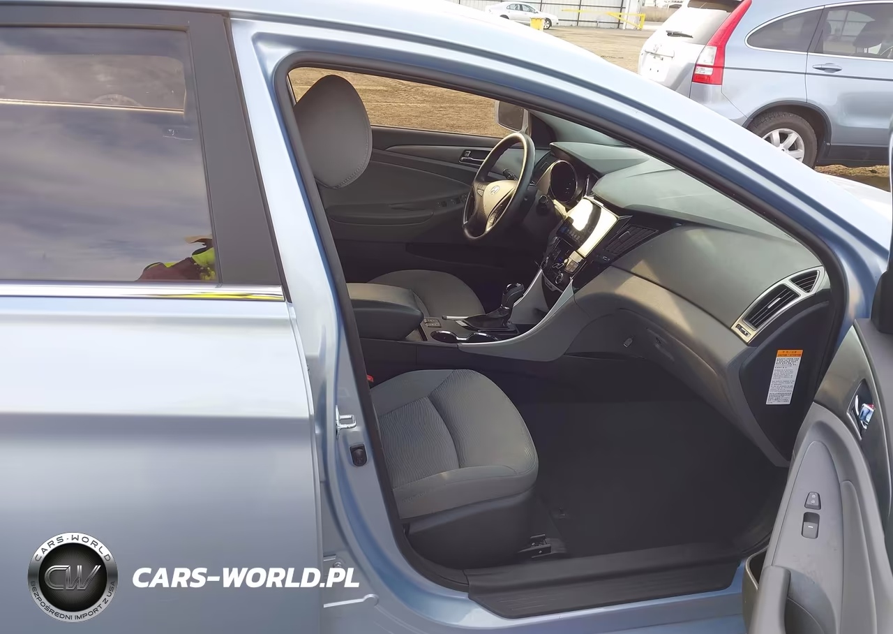 2013 Hyundai Sonata Hybrid VIN:KMHEC4A48DA086983 - 5