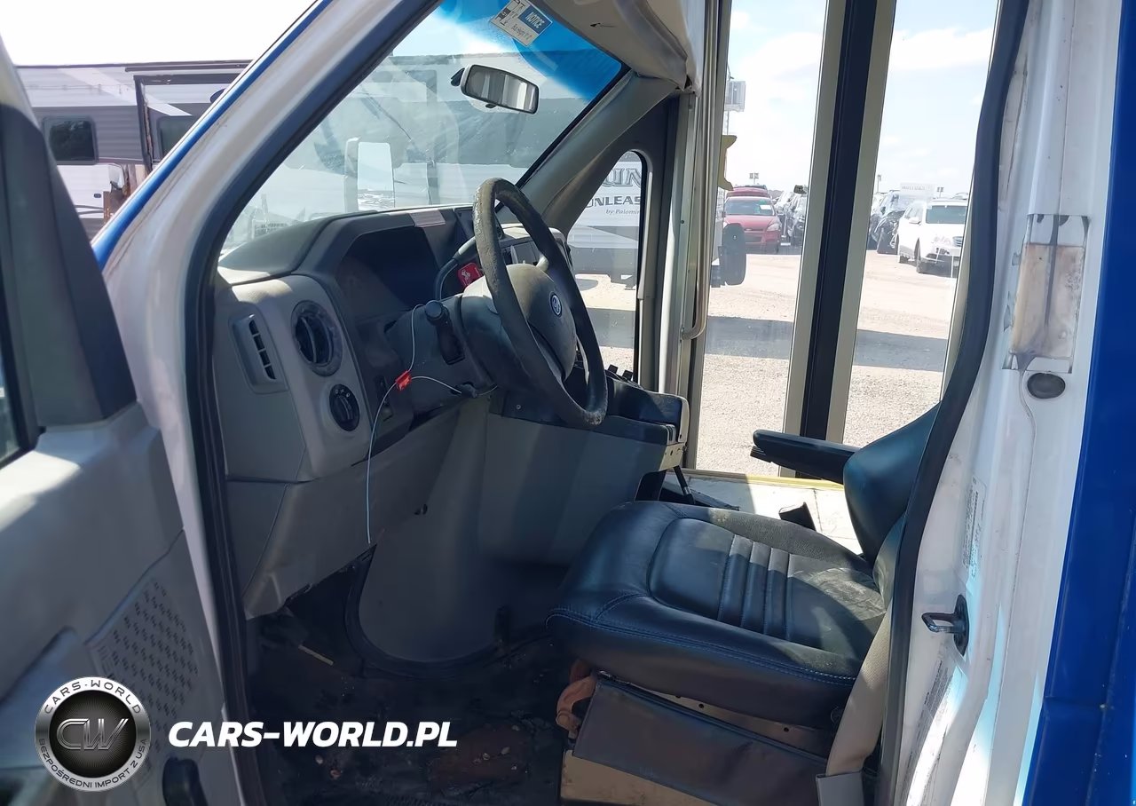 2016 Ford E-350 Cutaway VIN:1FDEE3FLXGDC11117 - 19