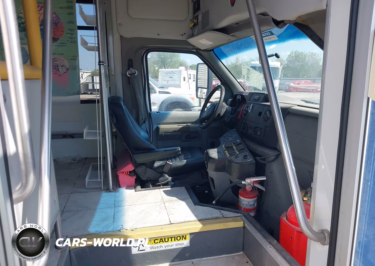2016 Ford E-350 Cutaway VIN:1FDEE3FLXGDC11117 - 7