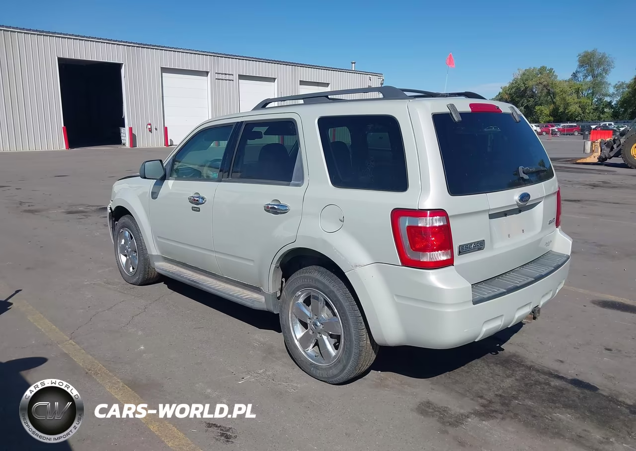 2009 Ford Escape Xlt VIN:1FMCU93G99KA33493 - 3