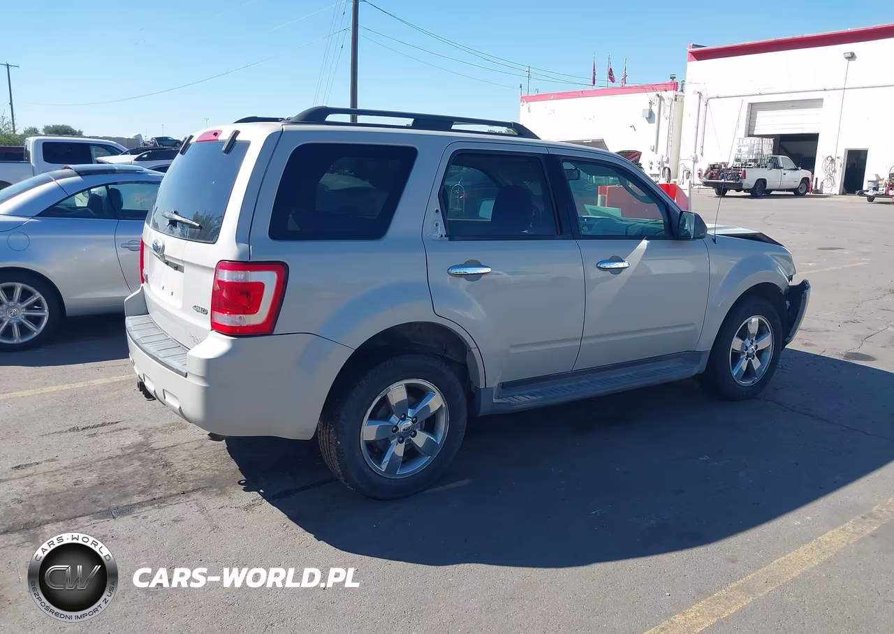 2009 Ford Escape Xlt VIN:1FMCU93G99KA33493 - 4