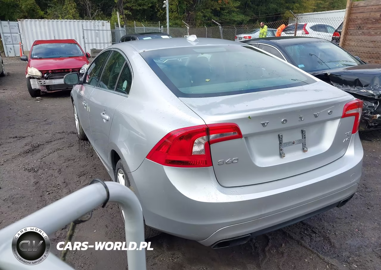 2015 Volvo S60 T5 Premier VIN:YV1612TB1F2306597 - 3