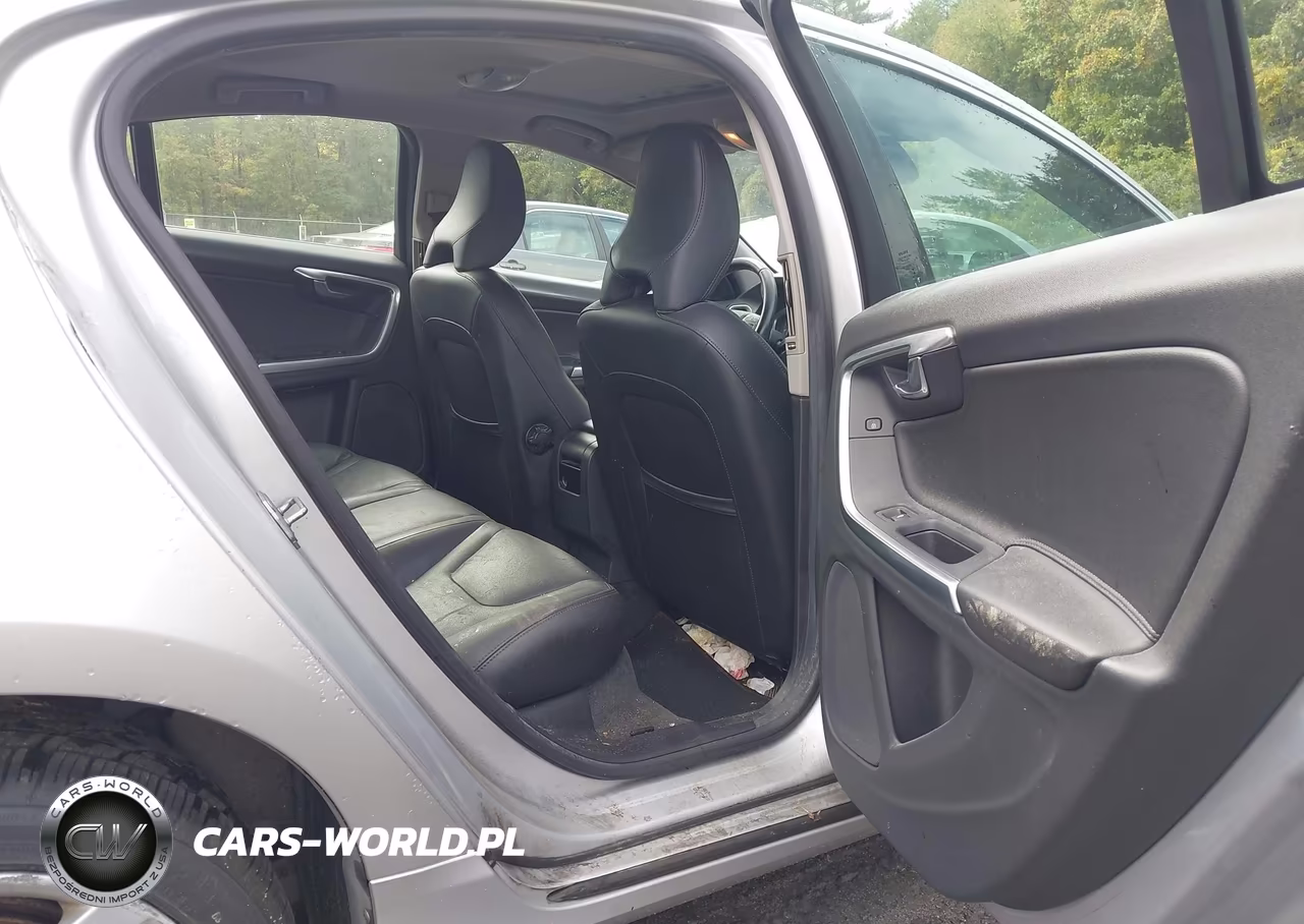 2015 Volvo S60 T5 Premier VIN:YV1612TB1F2306597 - 8
