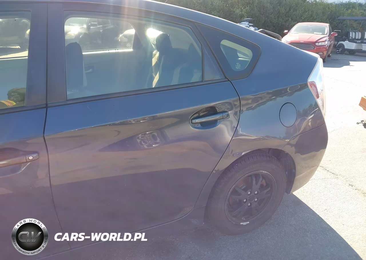 2012 Toyota Prius Two VIN:JTDKN3DUXC5451436 - 6