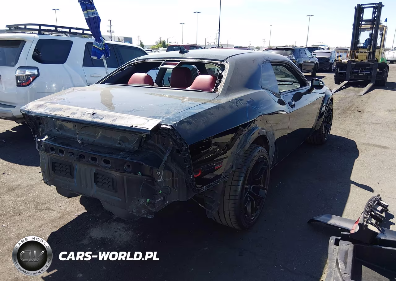 2019 Dodge Challenger R-T Scat Pack VIN:2C3CDZFJ7KH607134 - 4