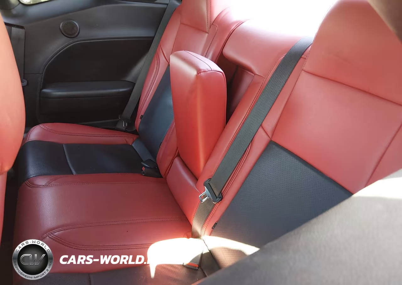 2019 Dodge Challenger R-T Scat Pack VIN:2C3CDZFJ7KH607134 - 8