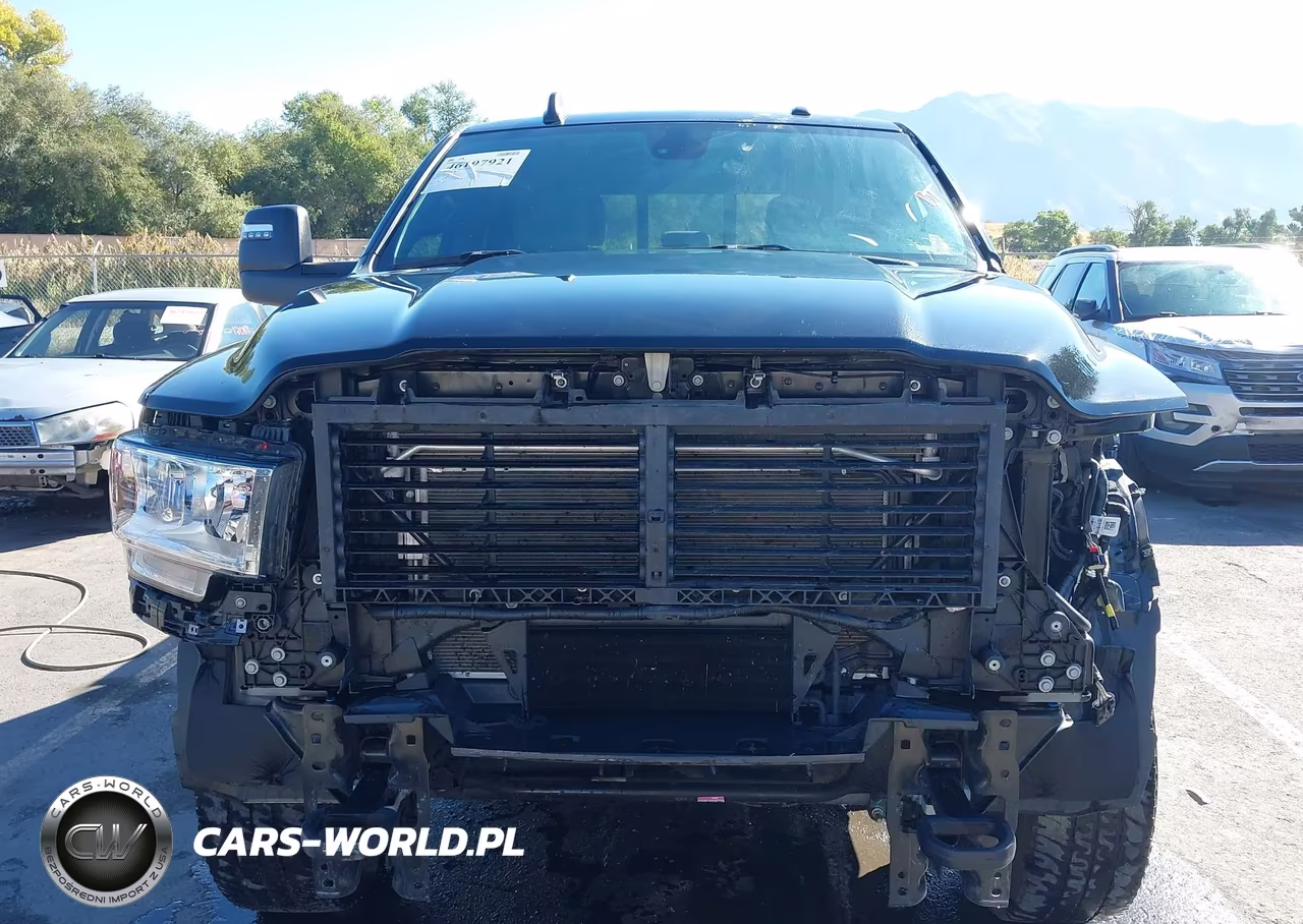 2024 Ram 2500 Big Horn 4X4 6'4 Box VIN:3C6UR5DJ1RG296721 - 13