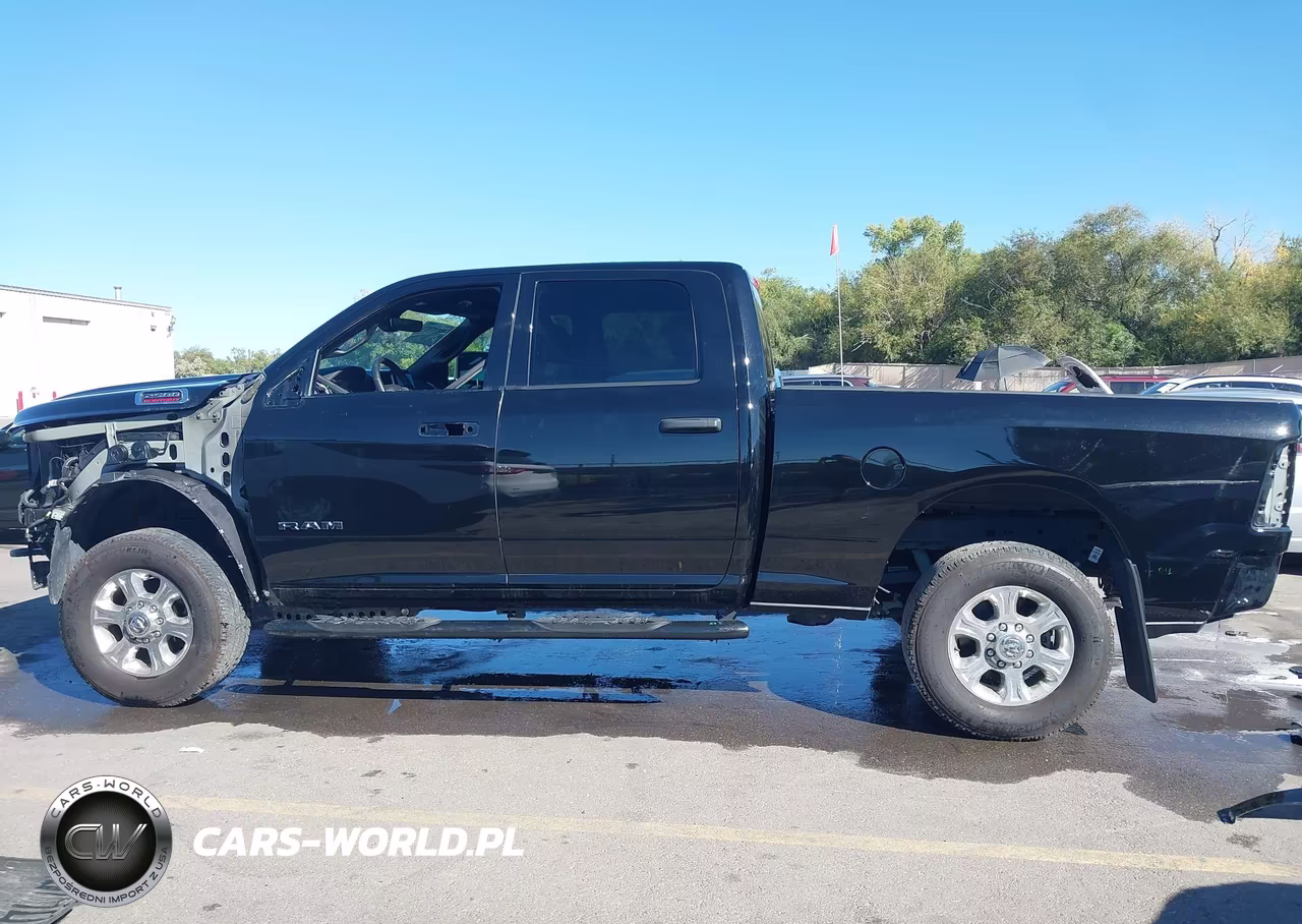 2024 Ram 2500 Big Horn 4X4 6'4 Box VIN:3C6UR5DJ1RG296721 - 15