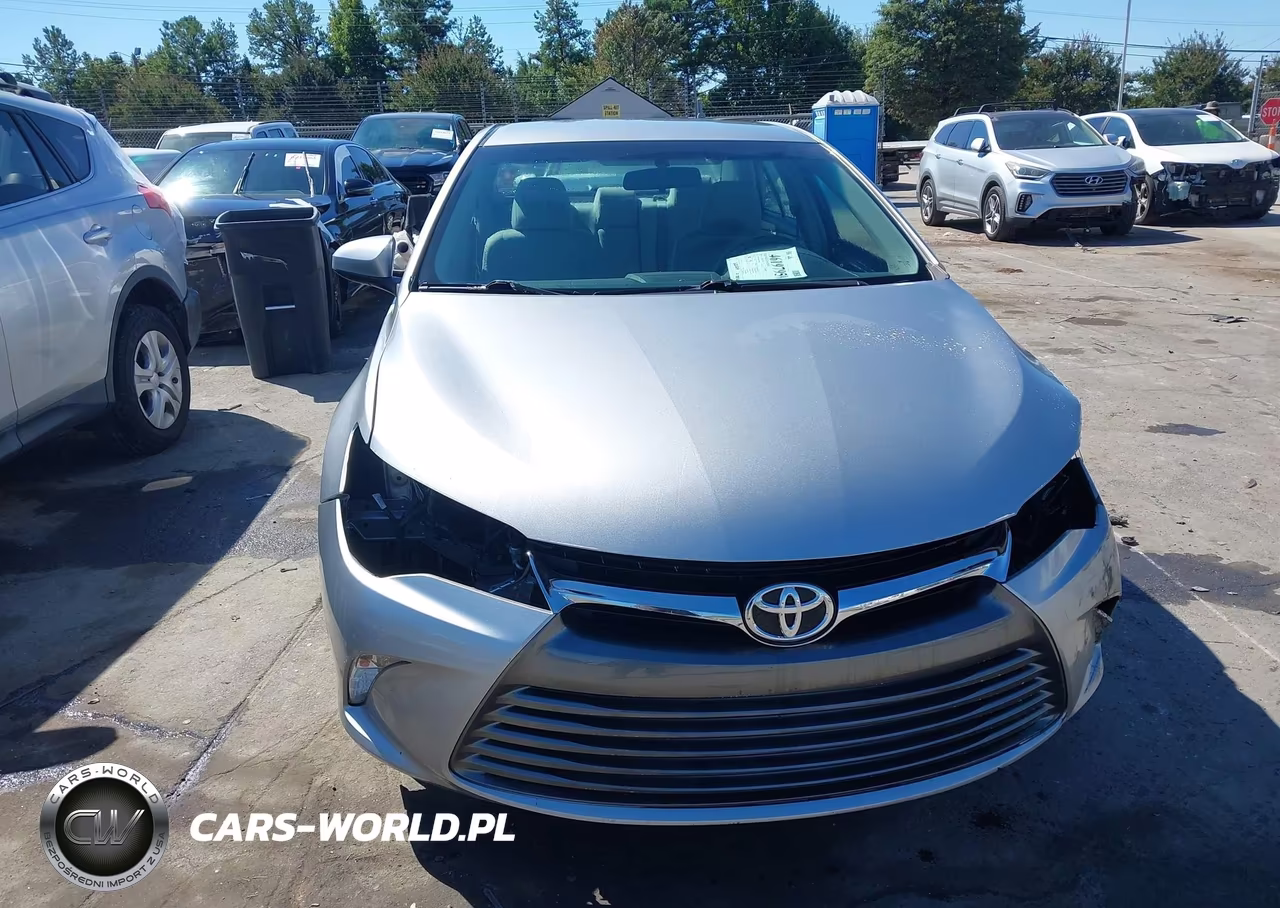 2016 Toyota Camry Le VIN:4T1BF1FK5GU159746 - 12