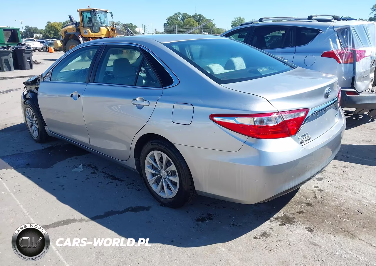 2016 Toyota Camry Le VIN:4T1BF1FK5GU159746 - 3