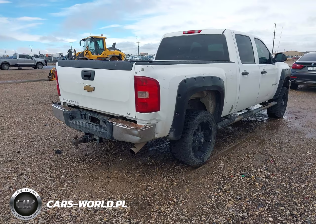 2011 Chevrolet Silverado 2500Hd Work Truck VIN:1GC1CVCG0BF159148 - 4