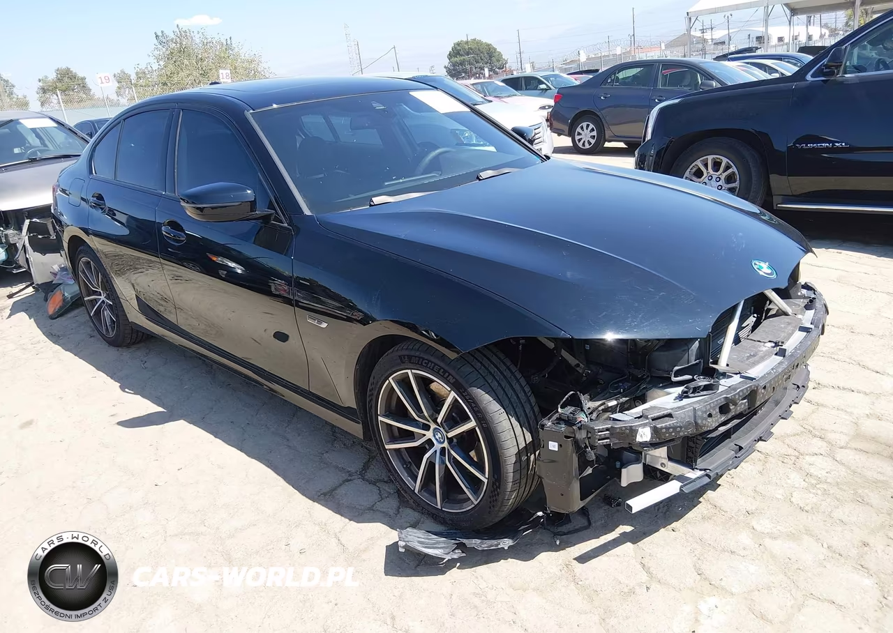 2022 BMW 330E